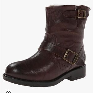 NWOB Frye Kids Valerie, dark brown, size 13